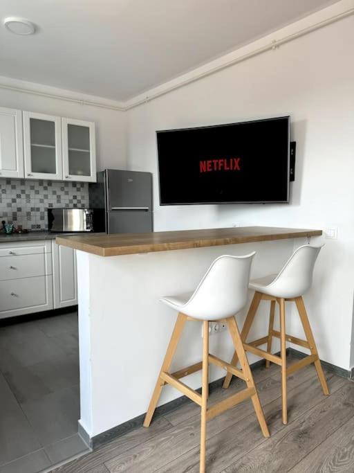 Seville Studio Cu Terasa & Vedere La Munte Braşov Exterior foto
